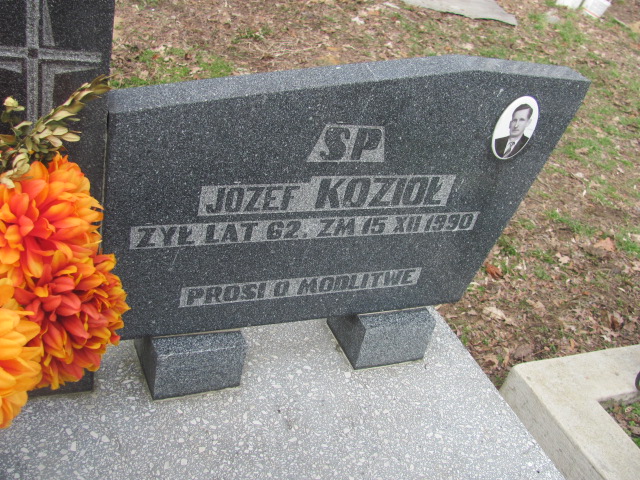 Józef Kozioł 1928 Janów Złoty Potok - Grobonet - Wyszukiwarka osób pochowanych