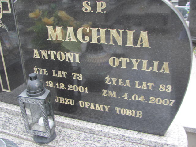 Grób Otylia Machnia