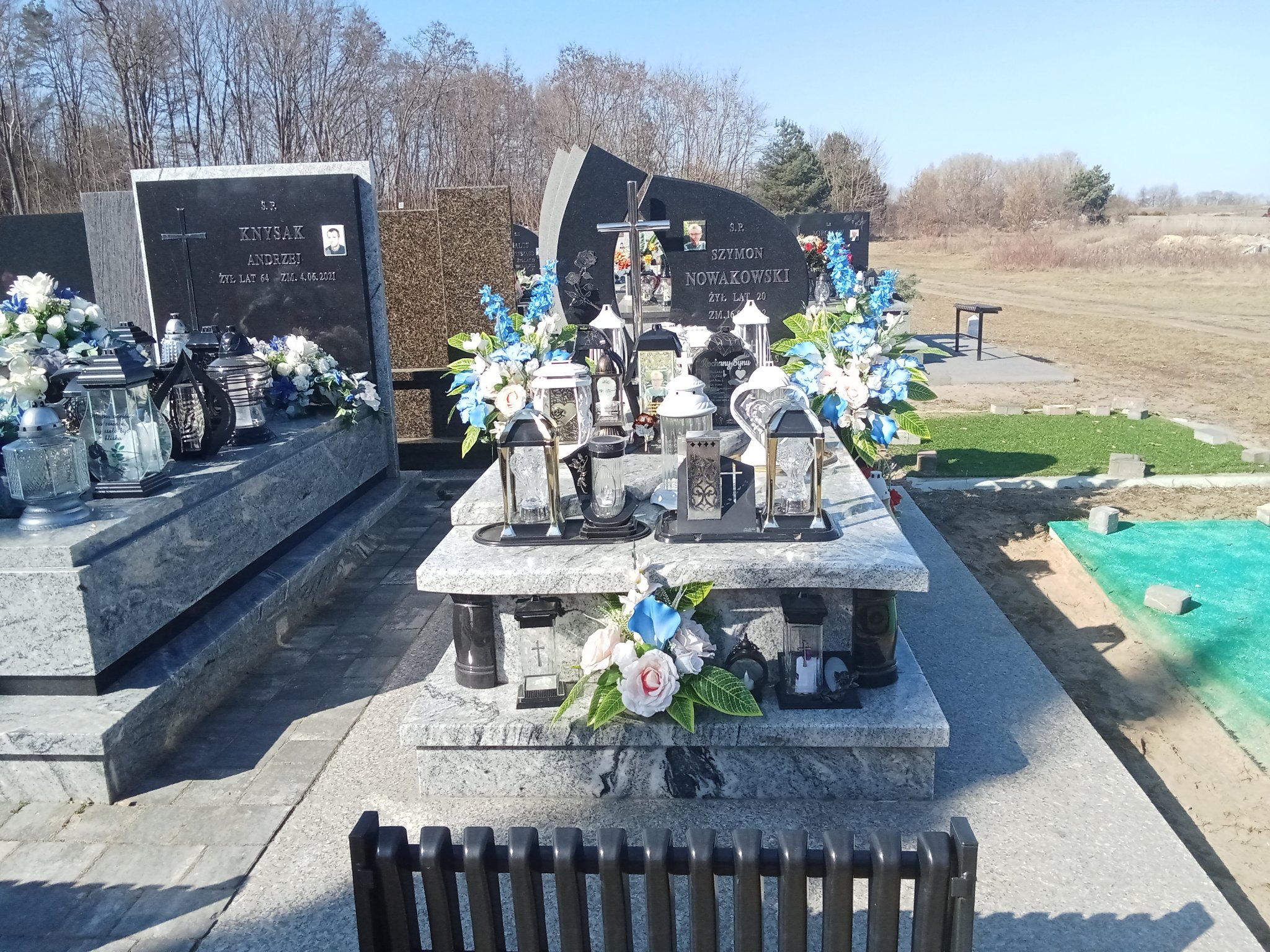 Grób Szymon Nowakowski